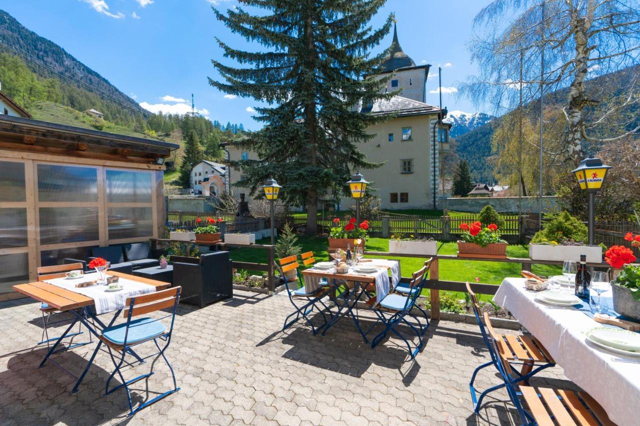 Hotel Alpina Zernez Exterior foto